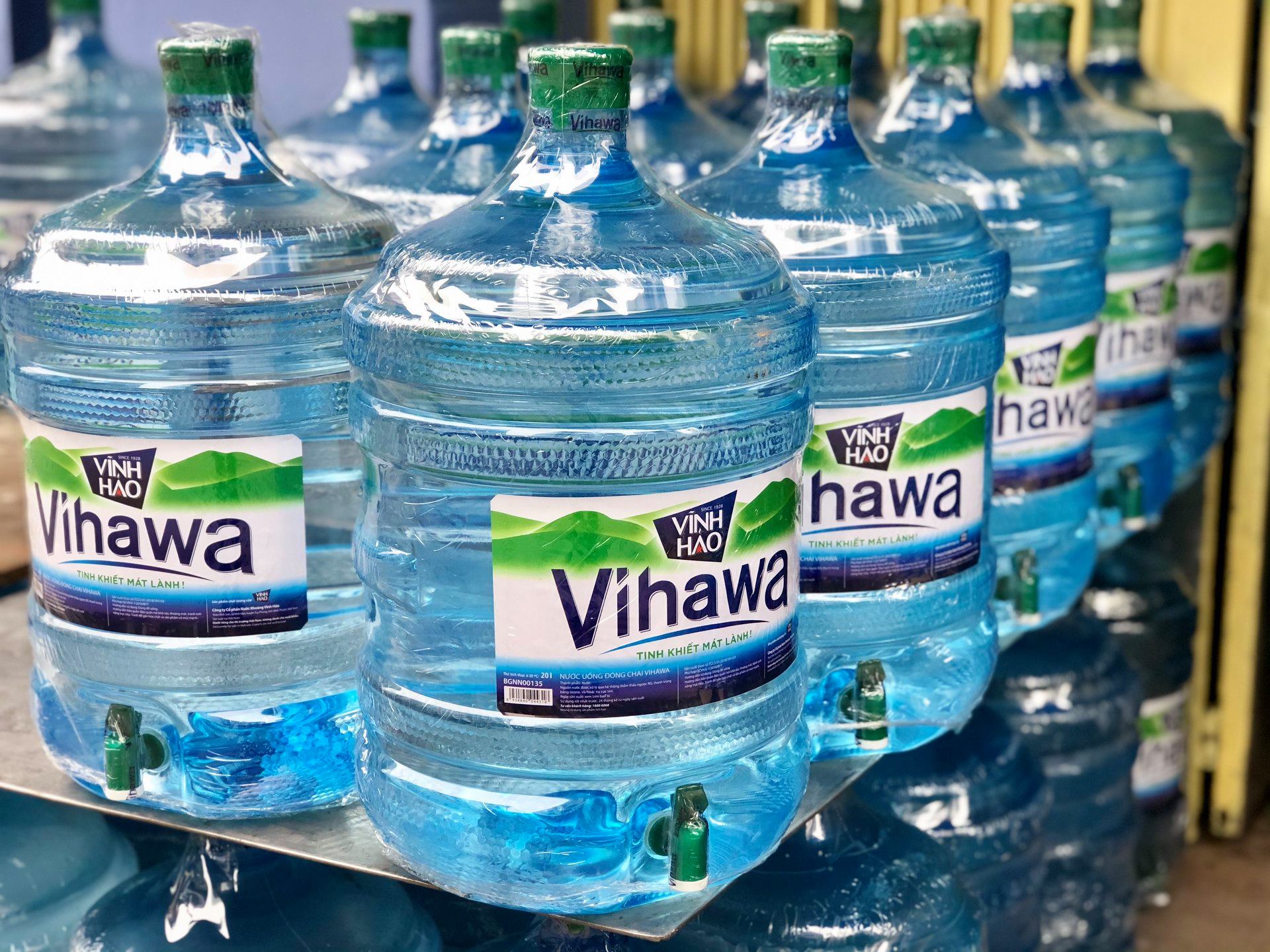 Nước uống tinh khiết Vĩnh Hảo Vihawa bình 20L